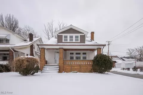 3615 Pennington Rd, Shaker Heights, OH 44120