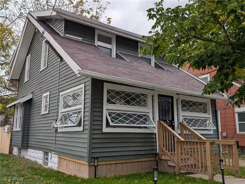 1109 Santee Ave, Akron, OH 44306