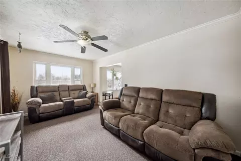 117 Laura Ct, Elyria, OH 44035 photo 7