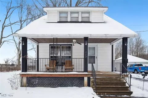 117 Laura Ct, Elyria, OH 44035