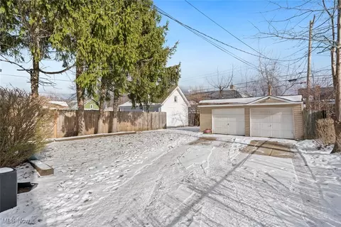 145 E 219th St, Euclid, OH 44123 photo 30