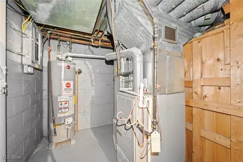 145 E 219th St, Euclid, OH 44123 photo 24