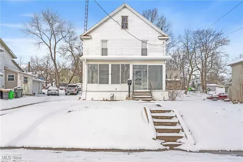 31 Elliott St, Rittman, OH 44270