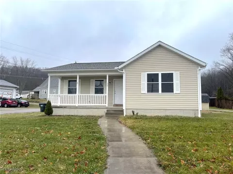 70 N Church St, Sherrodsville, OH 44675