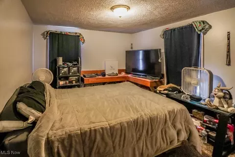Bedroom - 1928 Allen Ave SE, Canton, OH 44707 photo 1 of 1