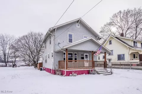 Exterior - 1928 Allen Ave SE, Canton, OH 44707 photo 8 of 12