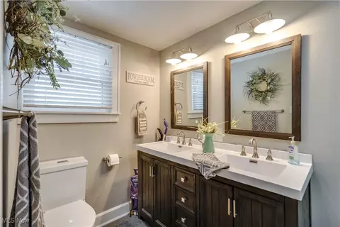 Bath - 110 E Ohio Ave, Dover, OH 44622 photo 1 of 3