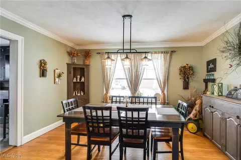 Dining - 110 E Ohio Ave, Dover, OH 44622 photo 1 of 4