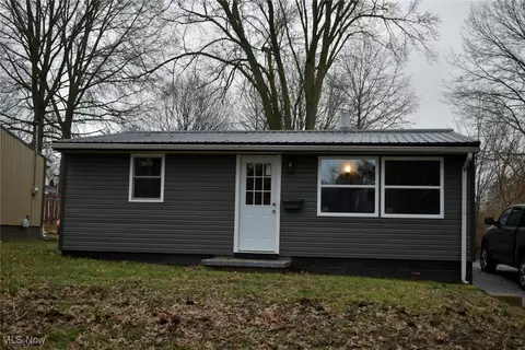 134 Minerva St, Wooster, OH 44691