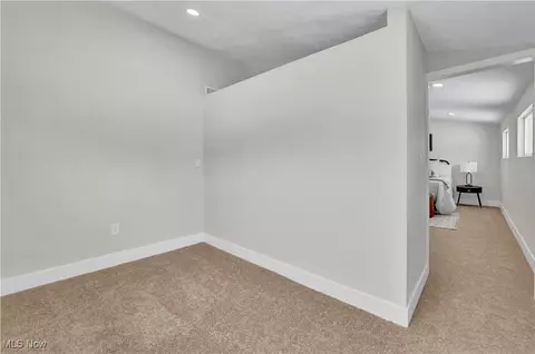 523 Purdue Ave, Elyria, OH 44035 photo 34