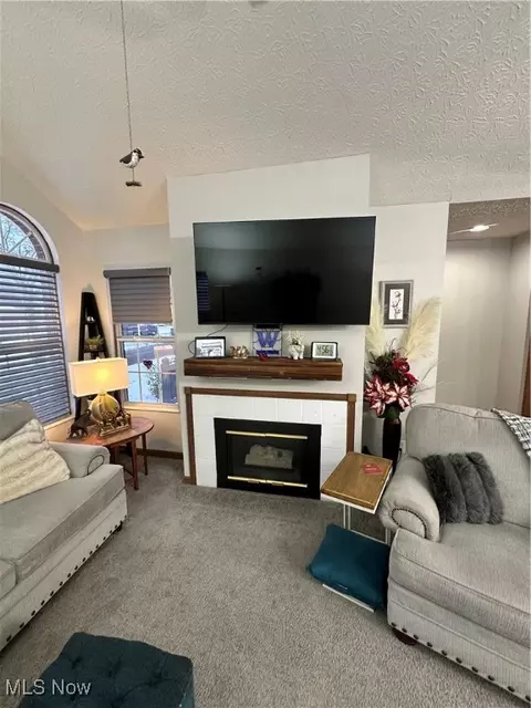 Living - 64 W 7th St, Dresden, OH 43821 photo 1 of 2