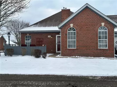 Exterior - 64 W 7th St, Dresden, OH 43821 photo 2 of 3