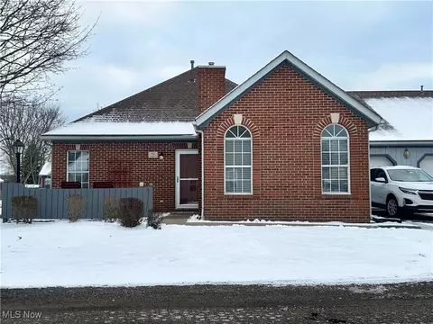 Exterior - 64 W 7th St, Dresden, OH 43821 photo 3 of 3