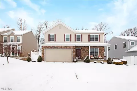 242 Woodside Ln, Tallmadge, OH 44278