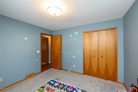 4000 Sanford Dr, Parma, OH 44134 photo 23