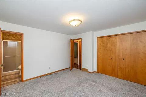 4000 Sanford Dr, Parma, OH 44134 photo 17