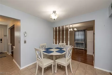 4000 Sanford Dr, Parma, OH 44134 photo 9