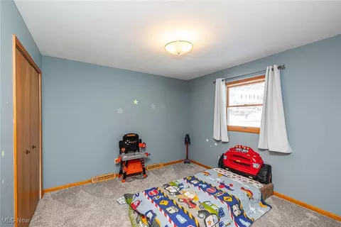4000 Sanford Dr, Parma, OH 44134 photo 22