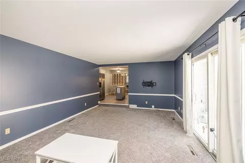 4000 Sanford Dr, Parma, OH 44134 photo 14