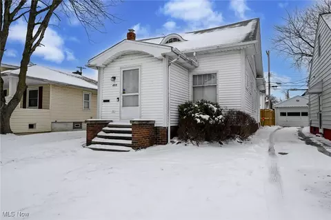 4919 E 107th St, Garfield Heights, OH 44125