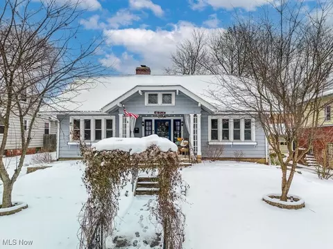 473 S Sunset View Dr, Akron, OH 44320