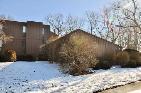 33803 Electric Blvd #D-7, Avon Lake, OH 44012