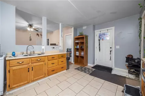 759 W River Rd N, Elyria, OH 44035 photo 11