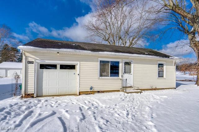 8729 Waynesburg Dr SE, Waynesburg, OH 44688
