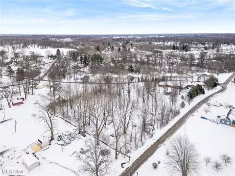 10949 Cooper Ave, Elyria, OH 44035 photo 3