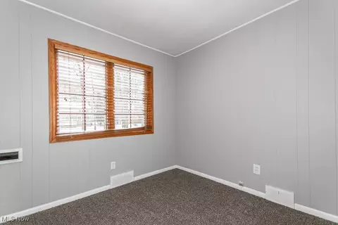 762 E 305th St, Willowick, OH 44095 photo 27