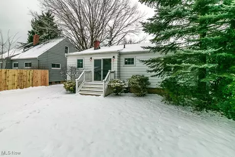 762 E 305th St, Willowick, OH 44095 photo 34