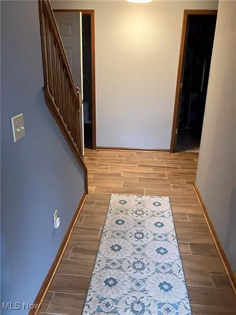 110 Berkshire Rd, Elyria, OH 44035 photo 5