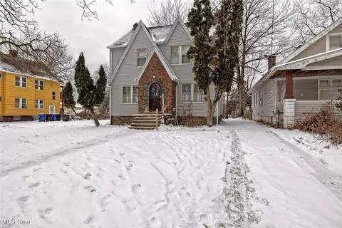 3830 E 147th St, Cleveland, OH 44128