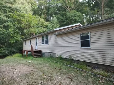 20530 County Road 6, Coshocton, OH 43812