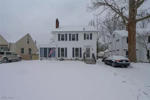 2341 16th St, Cuyahoga Falls, OH 44223