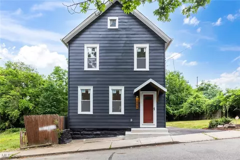 1055 Holmden Ave, Cleveland, OH 44109