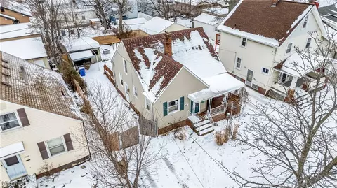 3086 W 114th St, Cleveland, OH 44111