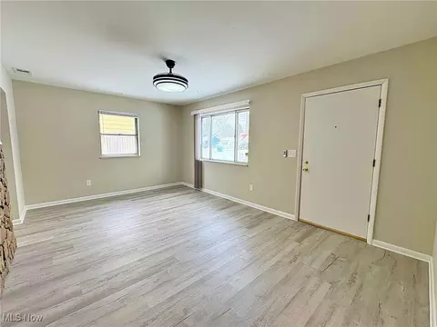 Living - 3928 Meadow Ln, Lorain, OH 44055 photo 1 of 4