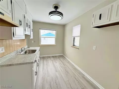 Kitchen - 3928 Meadow Ln, Lorain, OH 44055 photo 1 of 3