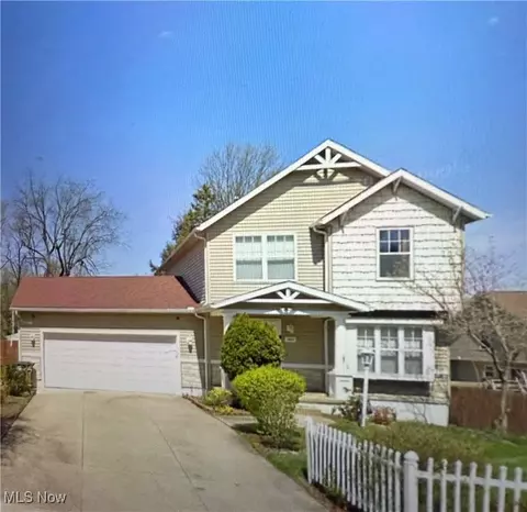 893 Belden Ave, Akron, OH 44310