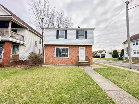 4977 E 110th St, Garfield Heights, OH 44125