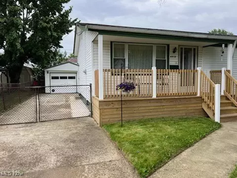 4613 Andover Ave, Lorain, OH 44055 photo 2