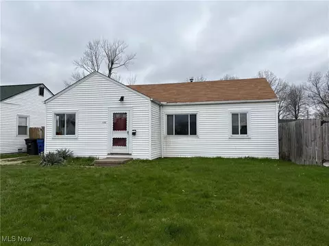 4182 W 145th St, Cleveland, OH 44135