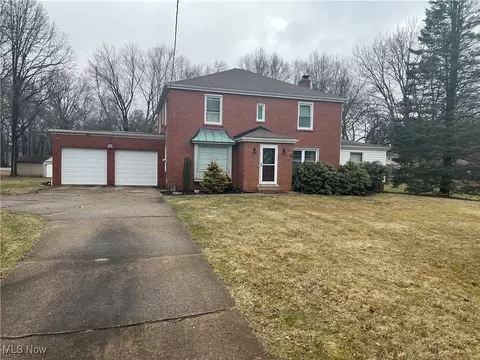 1118 Shields Rd, Youngstown, OH 44511
