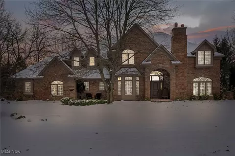 3838 Weymouth Woods Dr, Medina, OH 44256