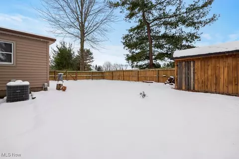Exterior - 429 Morgan Ct, Lagrange, OH 44050 photo 4 of 8