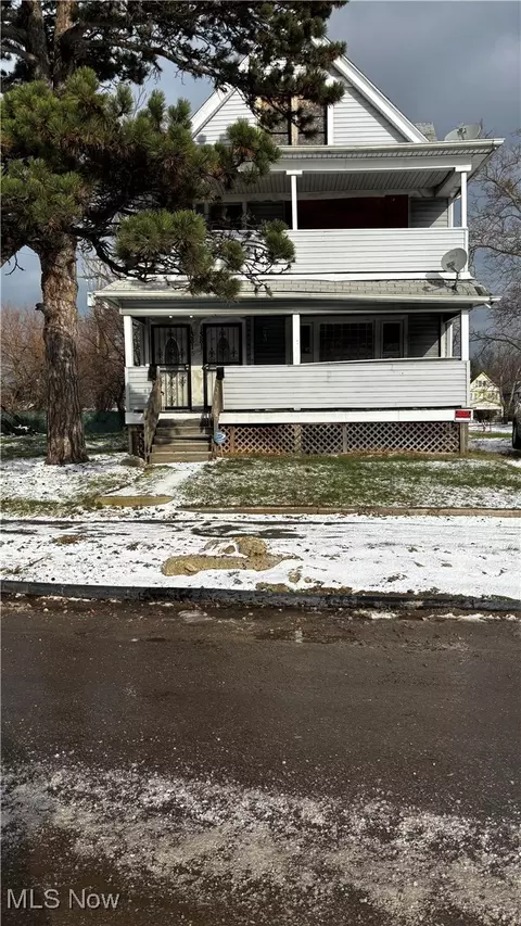13815 Shaw Ave, East Cleveland, OH 44112