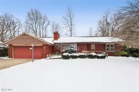 1955 Whitewood Dr, Madison, OH 44057