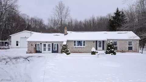 4988 Us Route 422, Southington, OH 44470