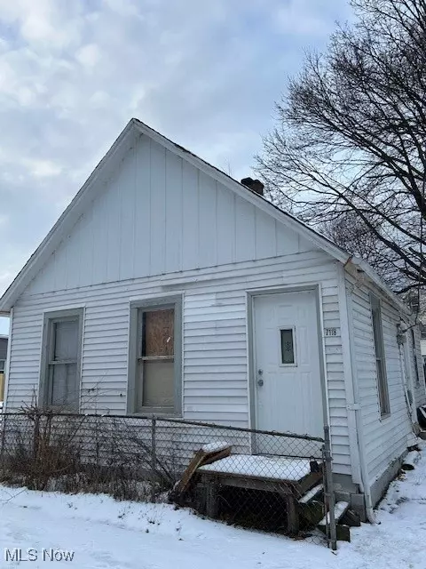 7118 Elton Ave, Cleveland, OH 44102